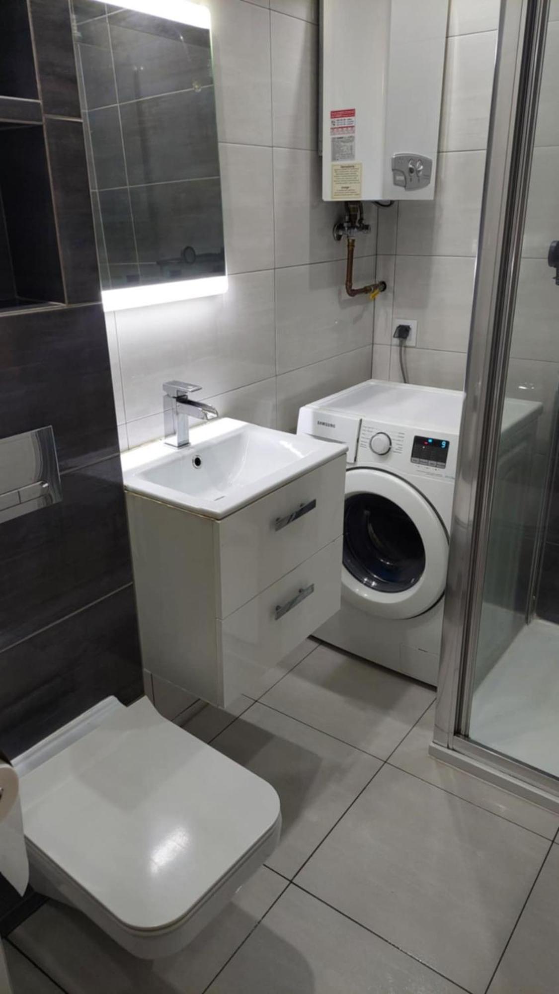 Ekskluzywny Apartament W Centrum Z Klimatyzacja I Balkonem Lubiń Exterior foto
